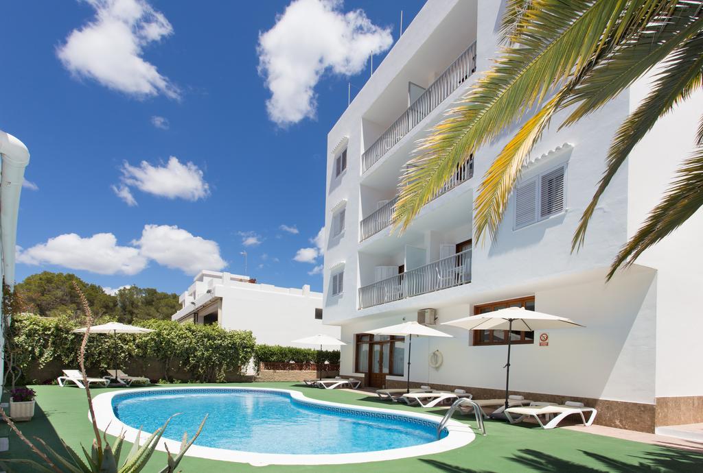 Es Cana Apartamentos Sofia מראה חיצוני תמונה