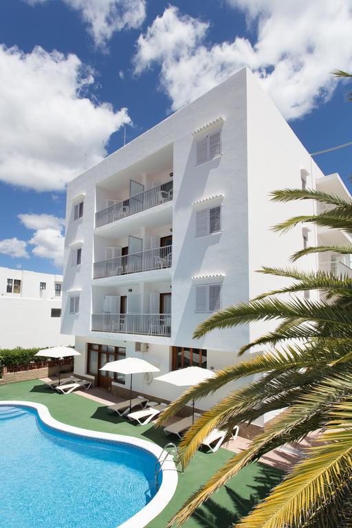 Es Cana Apartamentos Sofia מראה חיצוני תמונה