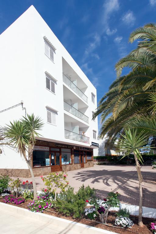 Es Cana Apartamentos Sofia מראה חיצוני תמונה