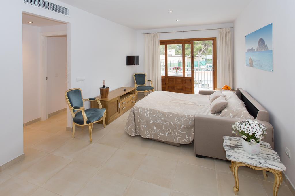 Es Cana Apartamentos Sofia מראה חיצוני תמונה