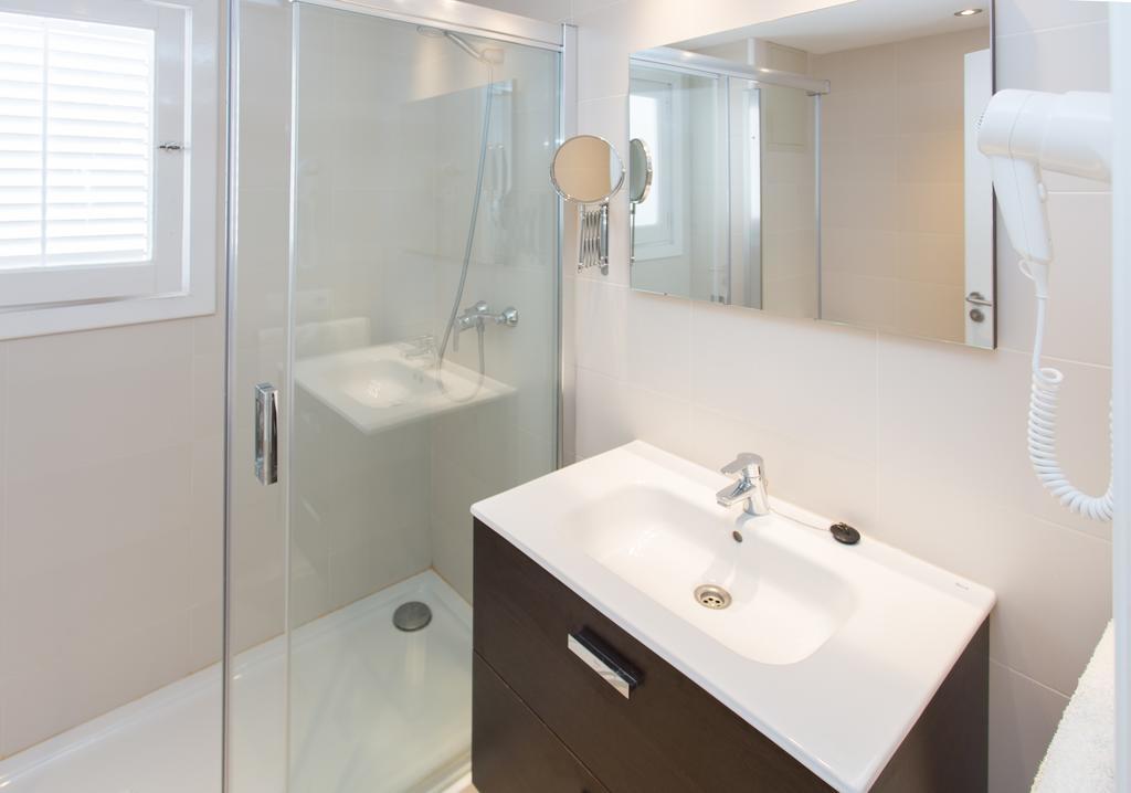 Es Cana Apartamentos Sofia מראה חיצוני תמונה