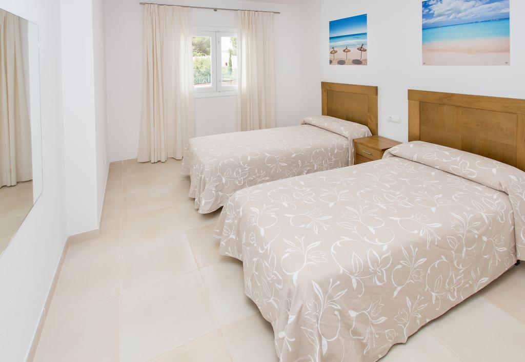 Es Cana Apartamentos Sofia מראה חיצוני תמונה