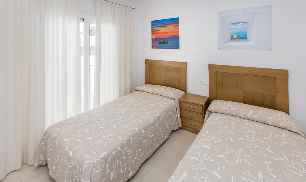 Es Cana Apartamentos Sofia מראה חיצוני תמונה