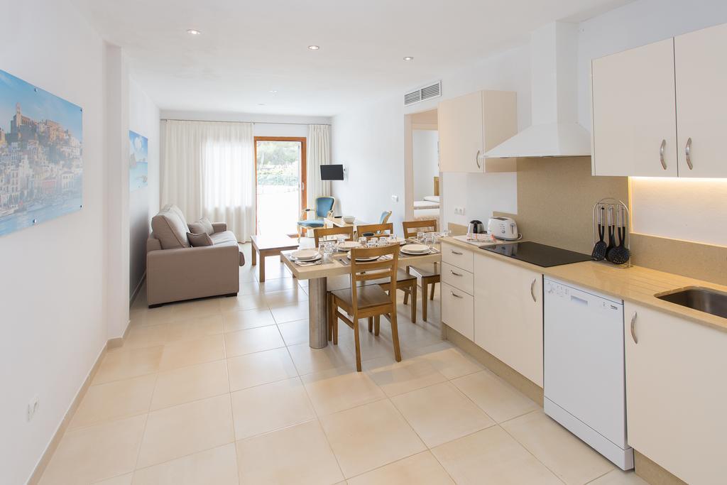 Es Cana Apartamentos Sofia מראה חיצוני תמונה