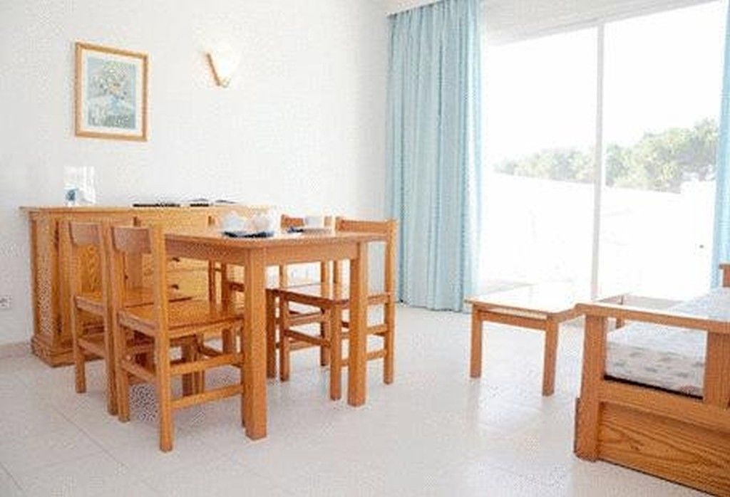 Es Cana Apartamentos Sofia מראה חיצוני תמונה